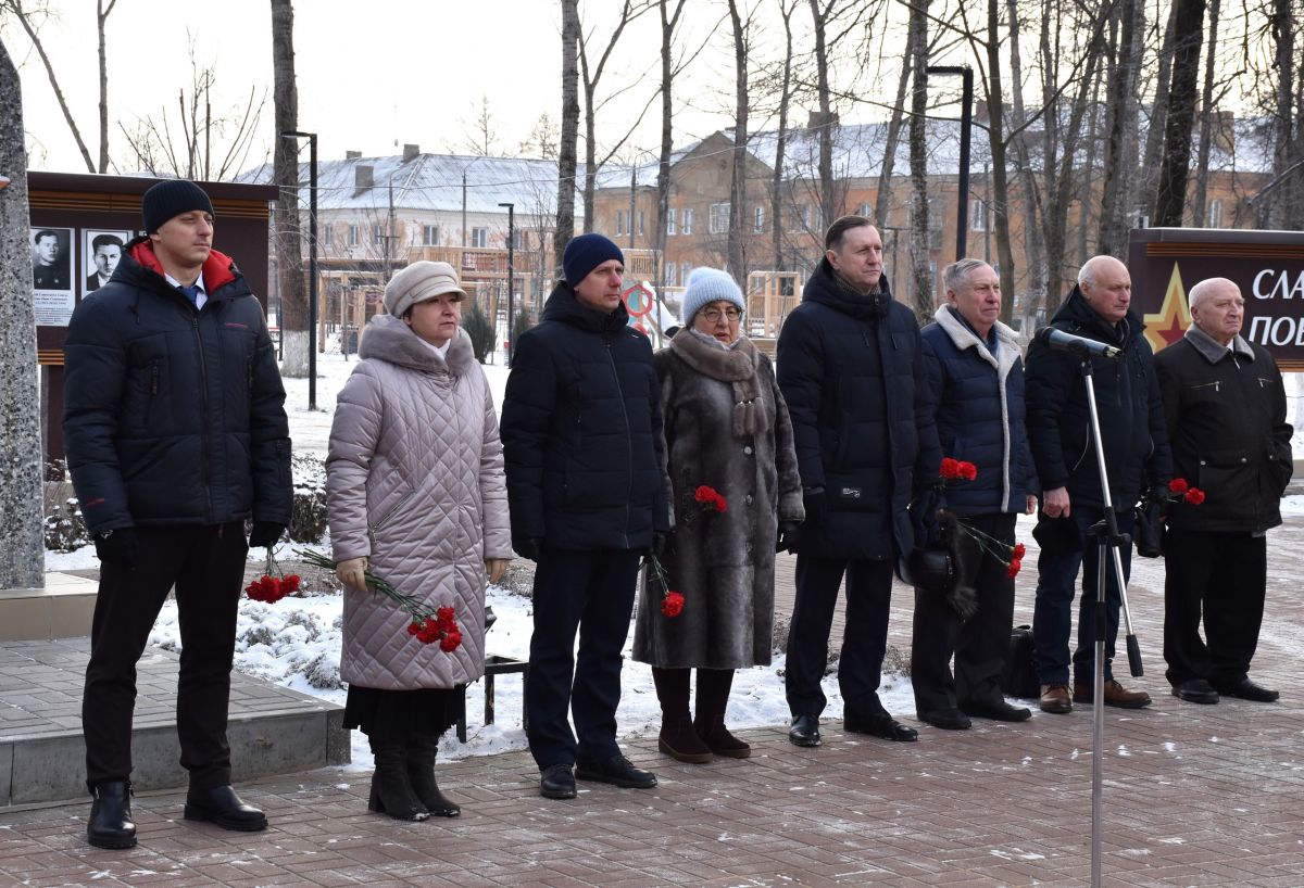 Памяти воинам, погибшим при исполнении служебного долга.